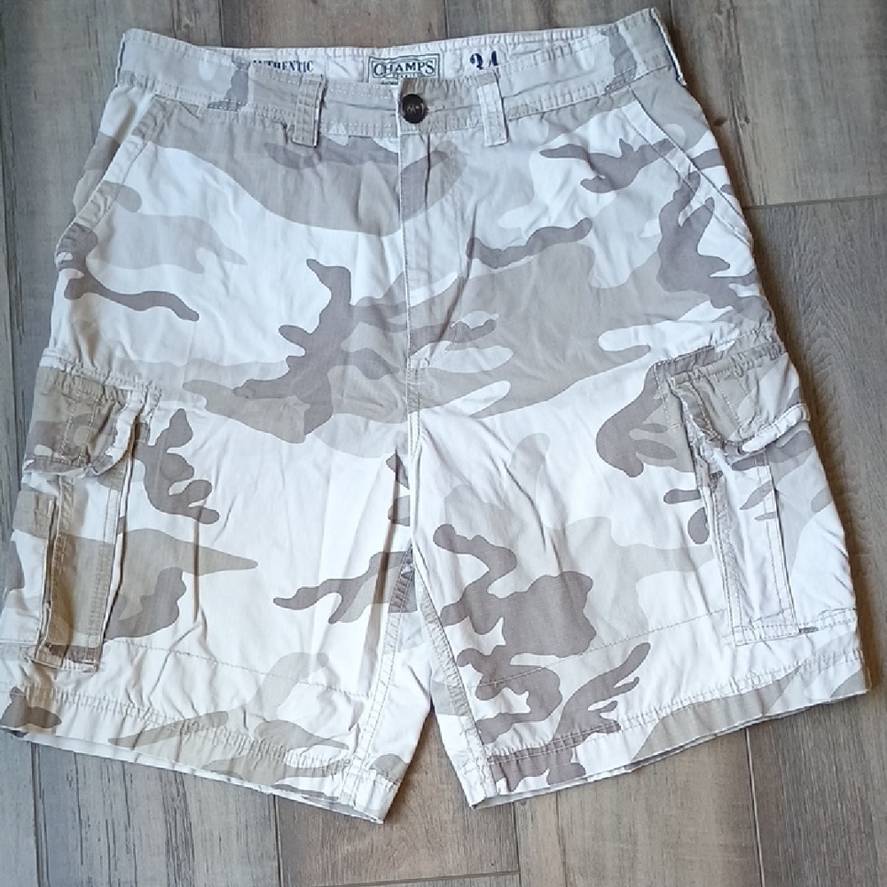 Champs Green and Tan Cargo Shorts Lightweight Casual Wear